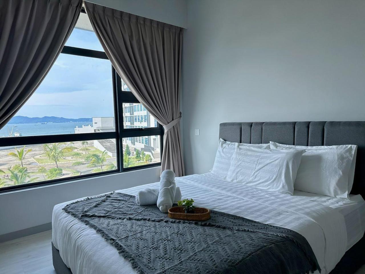 Jesselton Quay Sea & Pool View For 6 Pax Apartment Kota Kinabalu Exterior photo