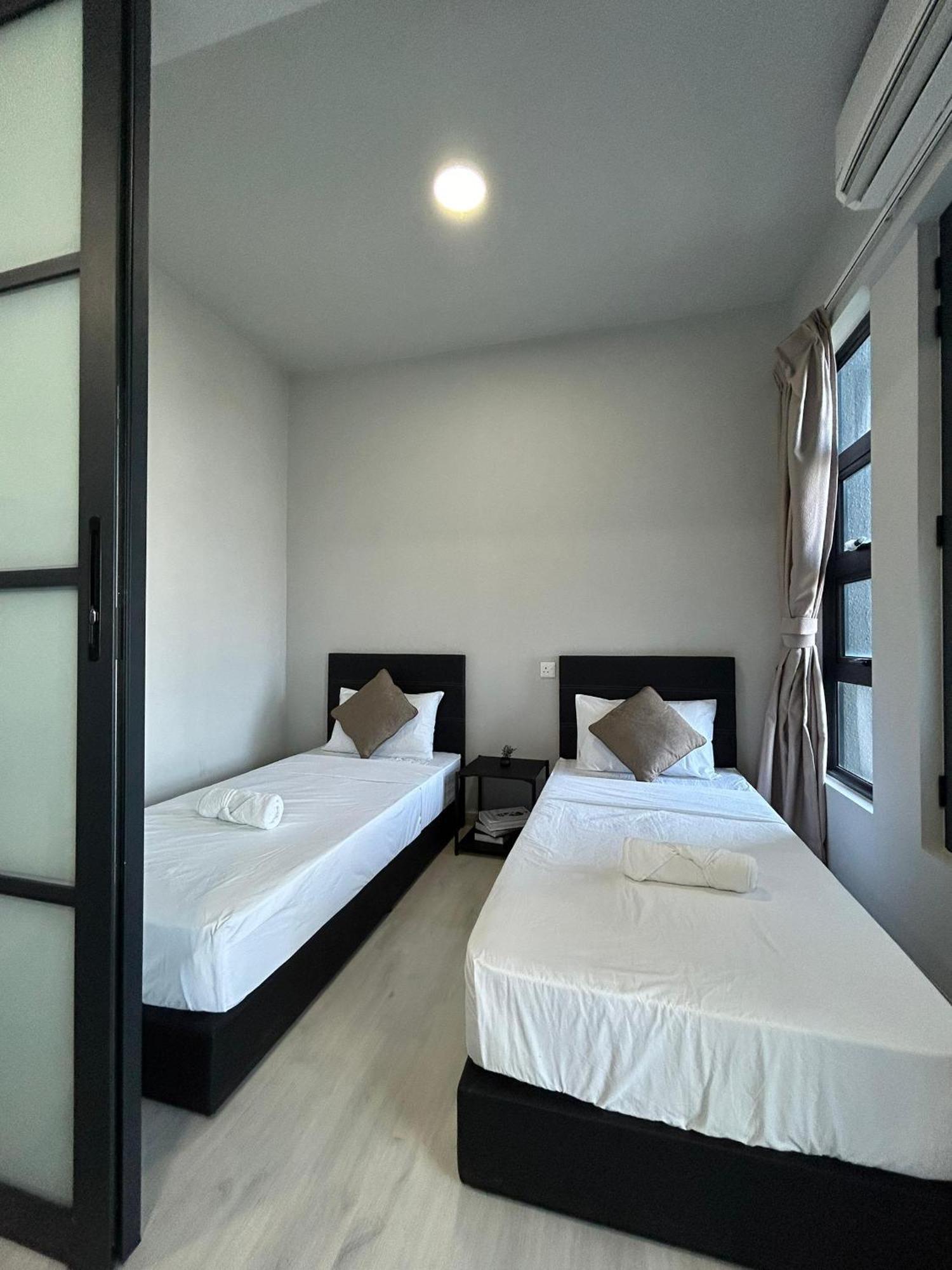 Jesselton Quay Sea & Pool View For 6 Pax Apartment Kota Kinabalu Exterior photo